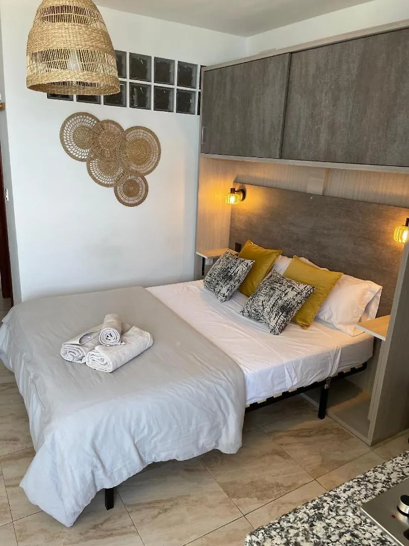 Hermoso Estudio Vistas Al Mar Benalmádena